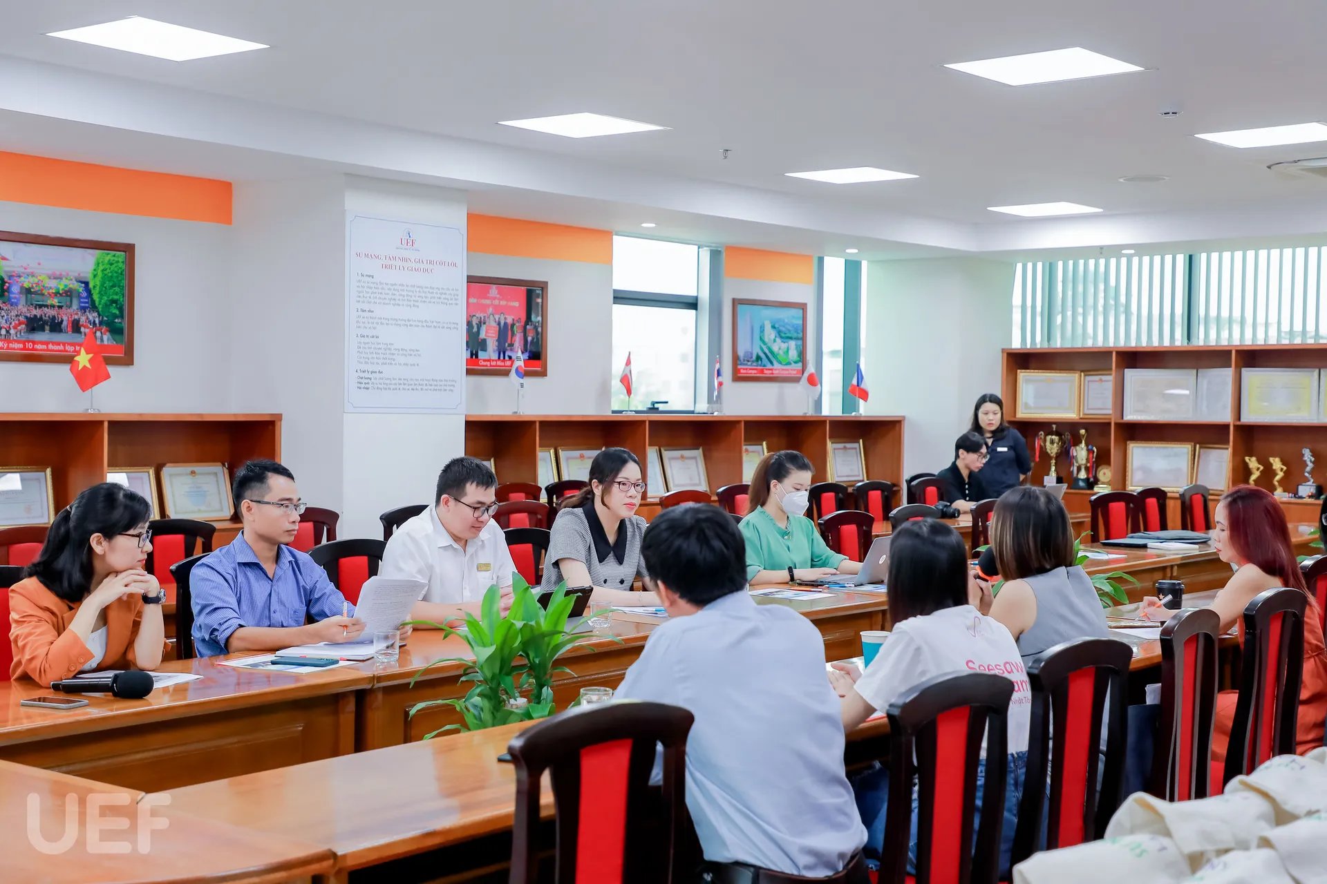 Toàn cảnh buổi thảo luận “Giới trẻ Việt và xu hướng tạo tác động xã hội" được Dear Our Community tổ chức