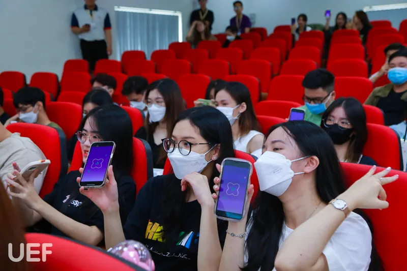 Trả lời cho câu hỏi của một bạn sinh viên “Làm sao để biết mình có sự nghiệp và hạnh phúc?”