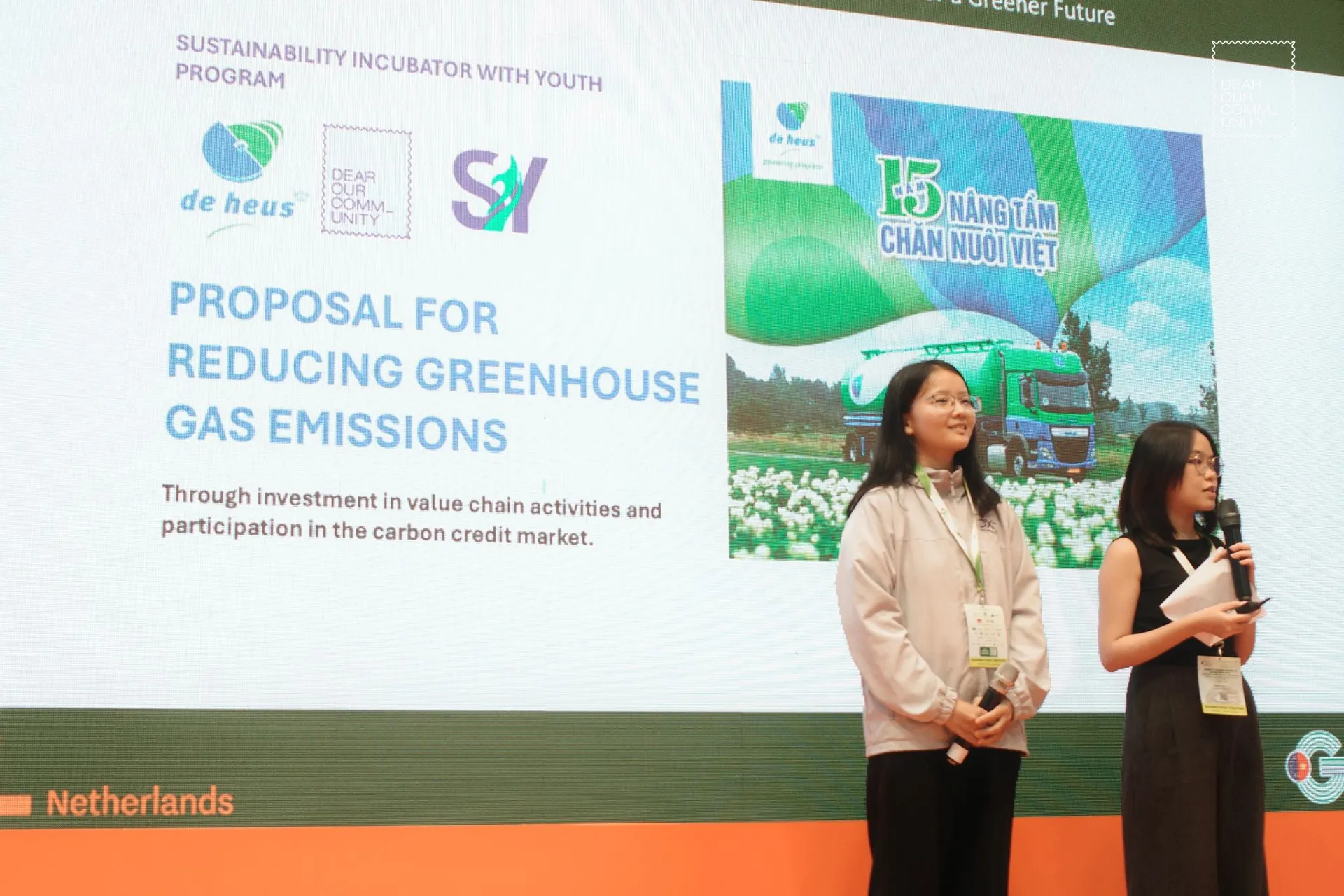 Đầu tư vào thế hệ trẻ