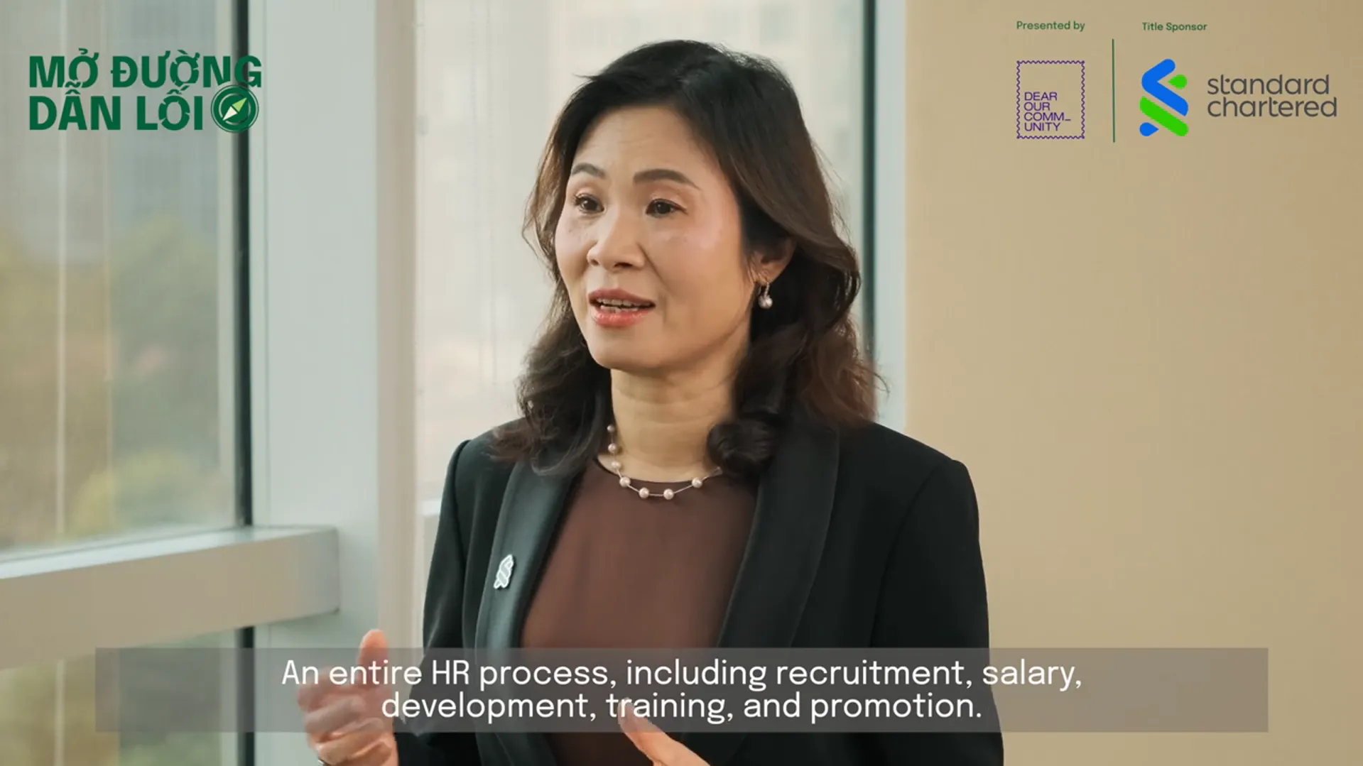 Chị Trần Minh Hường, Giám đốc Nhân sự ngân hàng Standard Chartered Bank Việt Nam