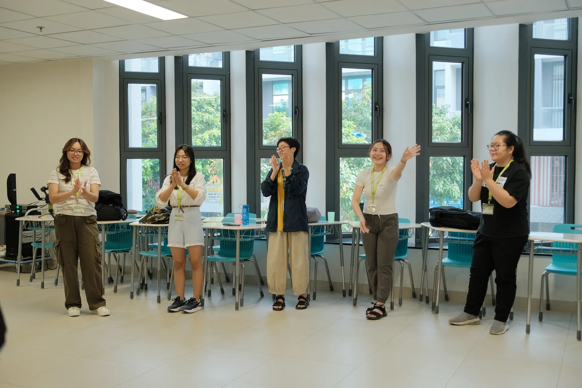 Những hoạt động của Nghi tại Sustainability Incubator with Youth