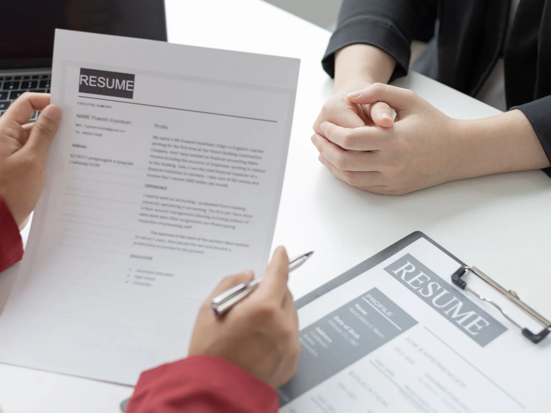 ảnh minh họa thử thách của người trẻ